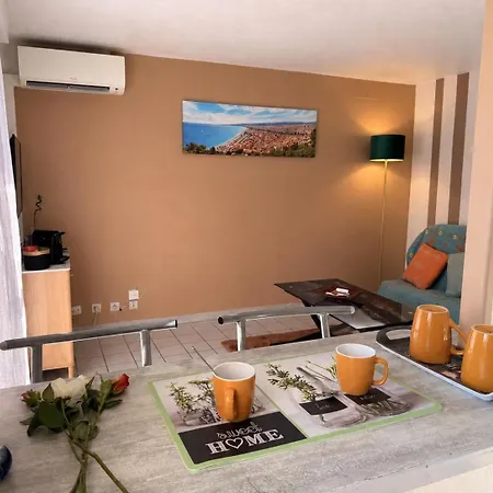 Apartment Joelle & Marc 2 Bedrooms Apartment, Near Beach, Ac, Parking Lot
