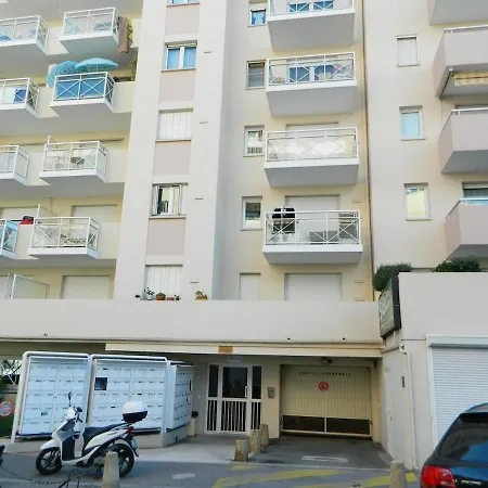 Joelle & Marc 2 Bedrooms Apartment, Near Beach, Ac, Parking Lot * Nice