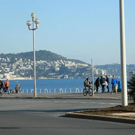 Apartment Joelle & Marc 2 Bedrooms Apartment, Near Beach, Ac, Parking Lot Nice