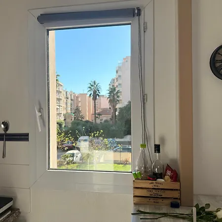 Joelle & Marc 2 Bedrooms Apartment, Near Beach, Ac, Parking Lot *