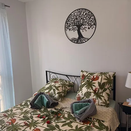 Apartment Joelle & Marc 2 Bedrooms Apartment, Near Beach, Ac, Parking Lot Nice